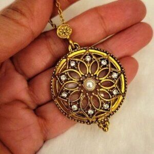 Rhinestone Necklece with magnifying glass pendant Jewelry Loupe